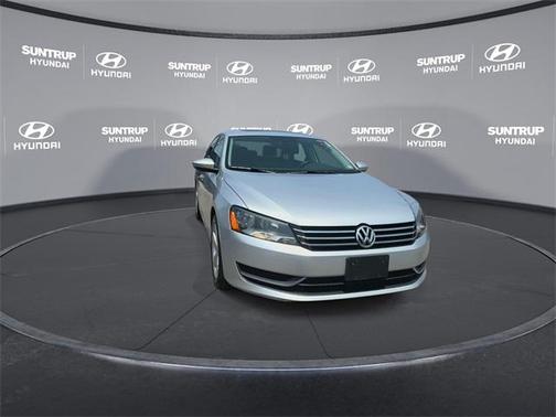 2012 Volkswagen Passat 2.5 SE