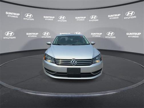 2012 Volkswagen Passat 2.5 SE