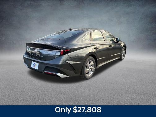 2026 Hyundai SONATA SE