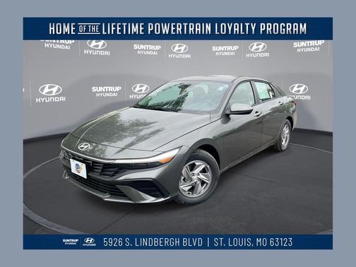 2025 Hyundai ELANTRA SE