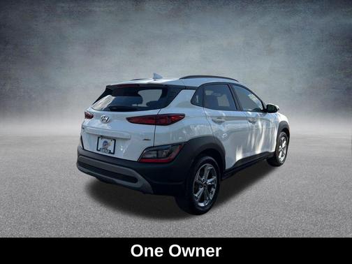 Lunar White 2023 Hyundai KONA SEL