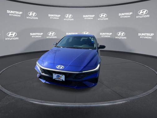 2025 Hyundai ELANTRA HEV SEL Sport