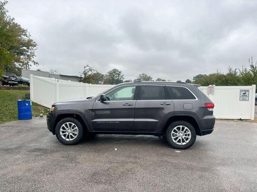 2021 Jeep Grand Cherokee Laredo