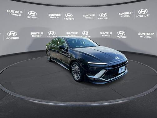 2025 Hyundai SONATA Hybrid SE