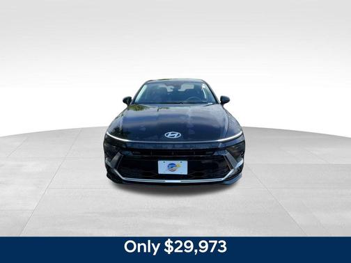 2025 Hyundai SONATA Hybrid SE