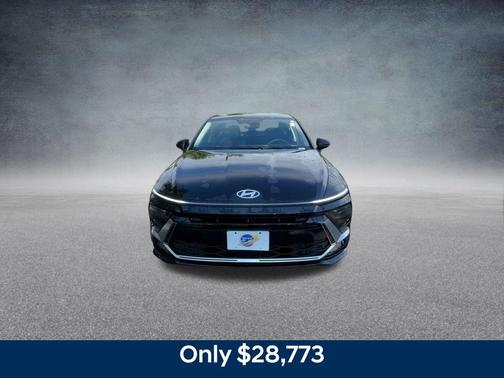 2025 Hyundai SONATA Hybrid SE