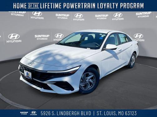 2025 Hyundai ELANTRA SE