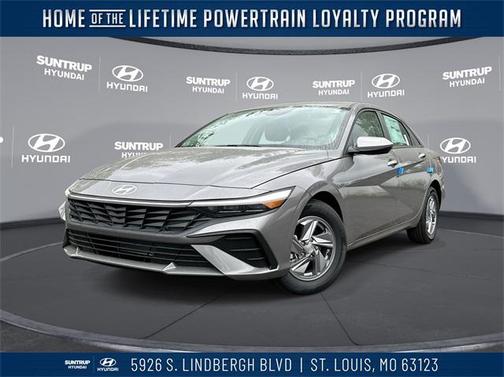 2024 Hyundai ELANTRA SE