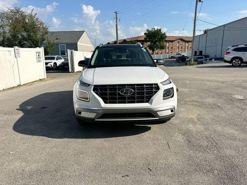2022 Hyundai VENUE Limited