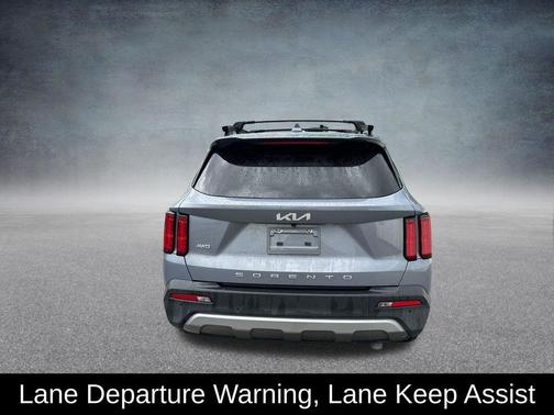 Everlasting Silver 2022 Kia Sorento SX