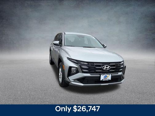 2025 Hyundai TUCSON SE