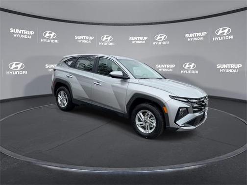 2025 Hyundai TUCSON SE