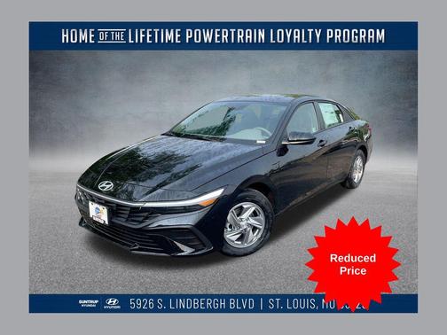 2025 Hyundai ELANTRA SE