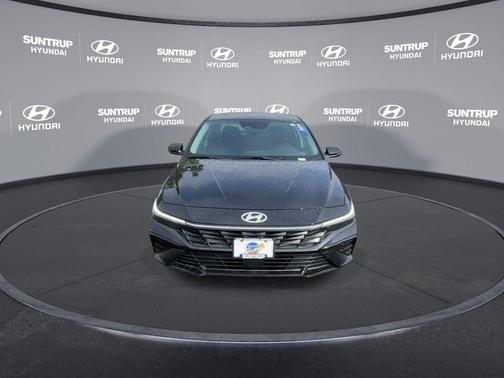 2025 Hyundai ELANTRA HEV Limited