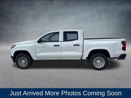 2024 Chevrolet Colorado WT