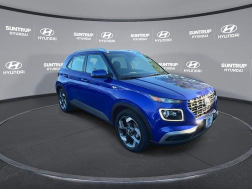 2024 Hyundai VENUE Limited