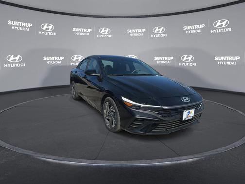 2025 Hyundai ELANTRA Sport