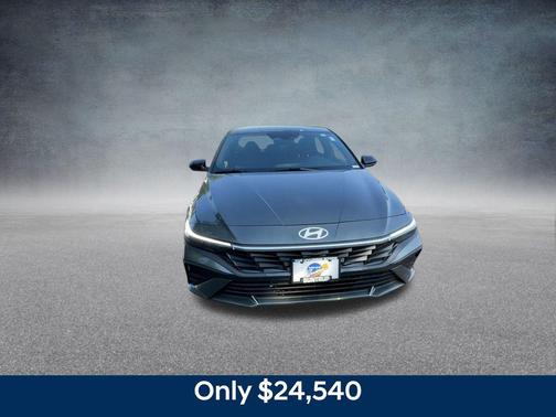 2025 Hyundai ELANTRA HEV SEL Sport