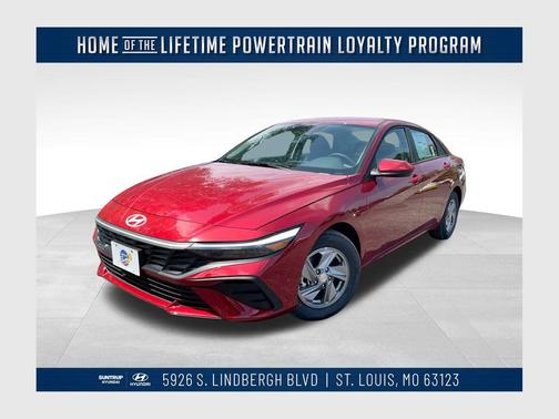 2025 Hyundai ELANTRA SE