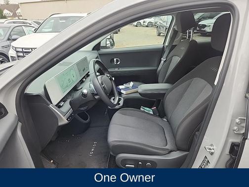 2024 Hyundai IONIQ 5 SE