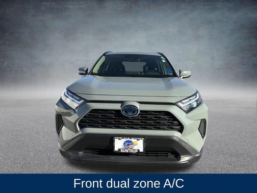 2022 Toyota RAV4 Hybrid XLE