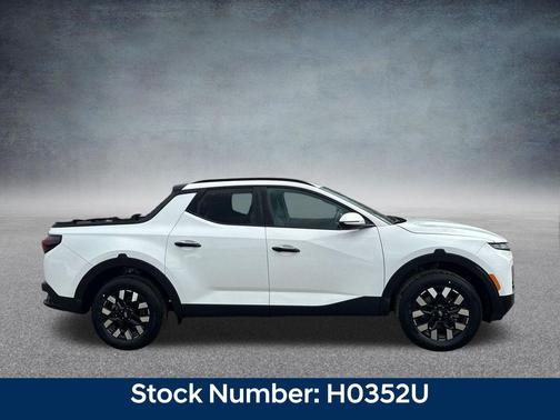 Atlas White 2026 Hyundai SANTA CRUZ SEL Activity