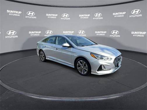2019 Hyundai SONATA Hybrid Limited