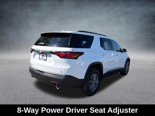 Summit White 2023 Chevrolet Traverse LT Cloth