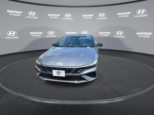 2025 Hyundai ELANTRA HEV SEL Sport