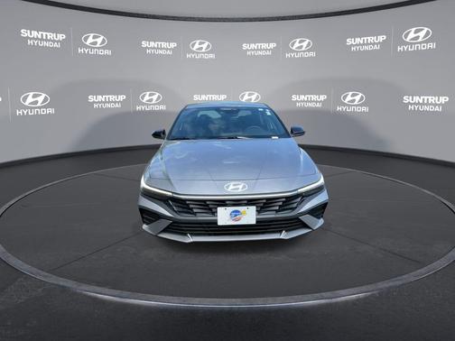 2025 Hyundai ELANTRA HEV SEL Sport