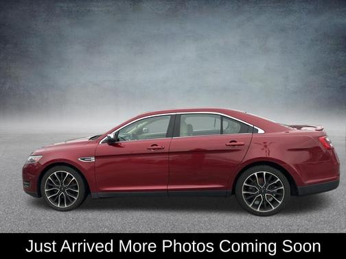 2018 Ford Taurus Limited