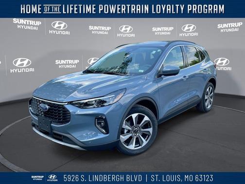 2023 Ford Escape Platinum