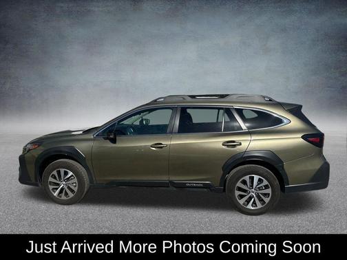 Autumn Green Metallic 2025 Subaru Outback Premium