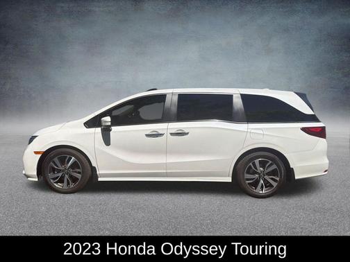 Platinum White Pearl 2023 Honda Odyssey Touring