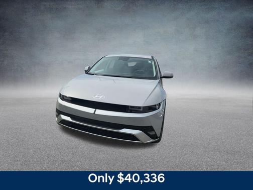 2025 Hyundai IONIQ 5 SE