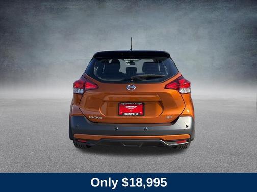 2020 Nissan Kicks SR