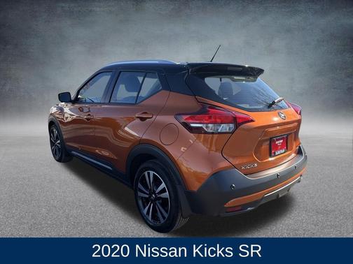 2020 Nissan Kicks SR