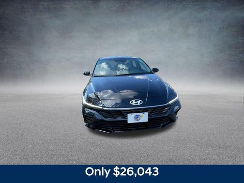 2025 Hyundai ELANTRA Limited