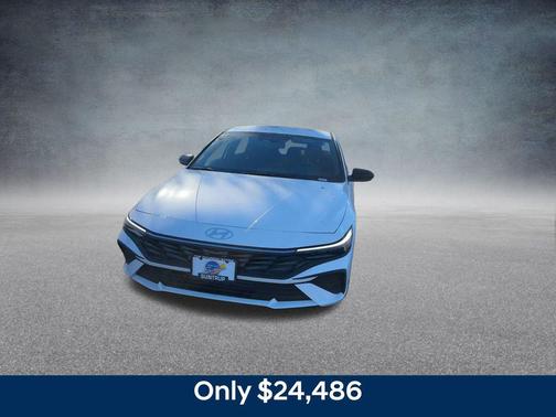 2025 Hyundai ELANTRA HEV SEL Sport