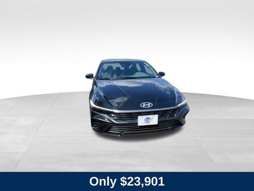 2025 Hyundai ELANTRA Sport