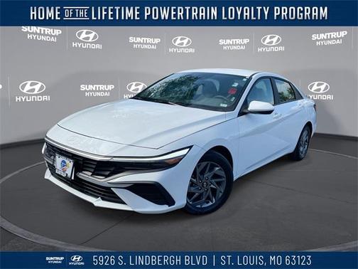 2024 Hyundai ELANTRA SEL