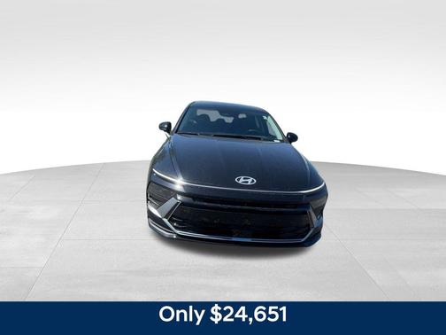 2025 Hyundai SONATA SE