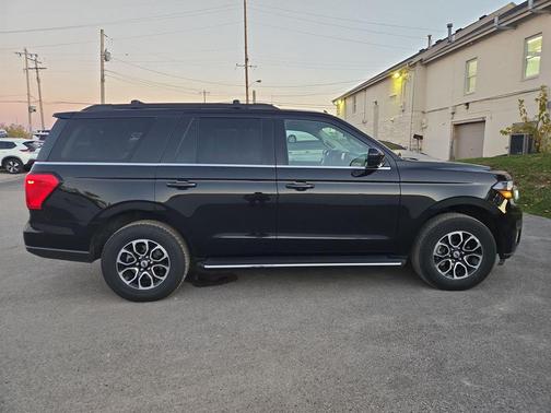 2023 Ford Expedition XLT