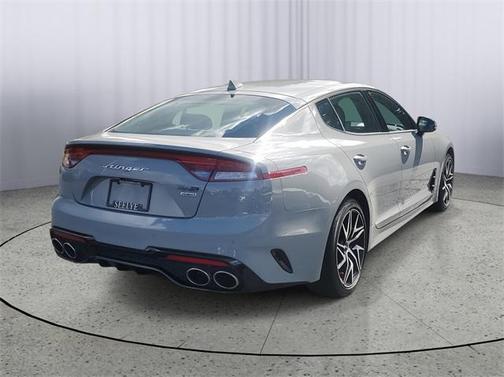 2022 Kia Stinger GT-Line