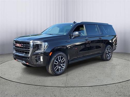 2023 GMC Yukon XL AT4