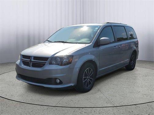 Gray 2018 Dodge Grand Caravan GT