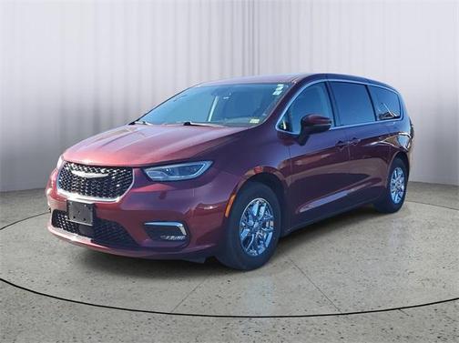 2023 Chrysler Pacifica Touring-L