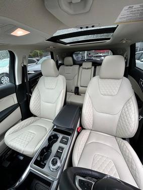 2024 Ford Edge Titanium