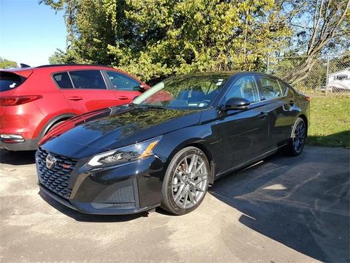 2023 Nissan Altima 2.0 SR