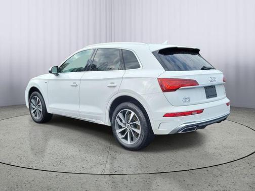 2022 Audi Q5 45 S line quattro Premium